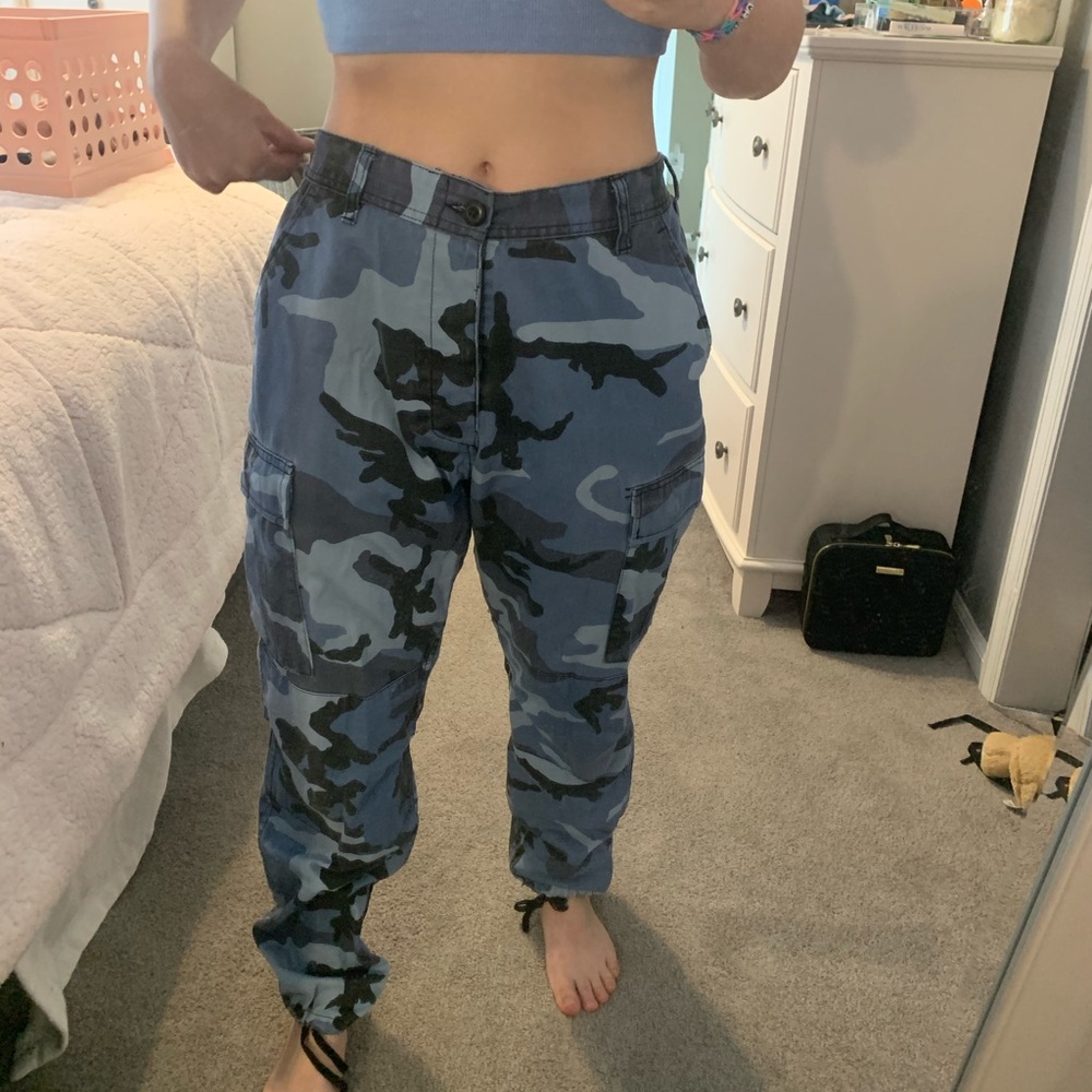 Blue camo cargo joggers